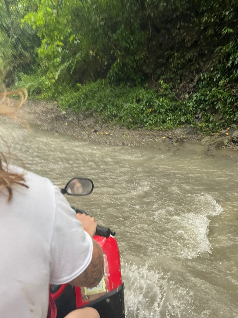Costa Rica -  - … natürlich inklusive „river-crossing“