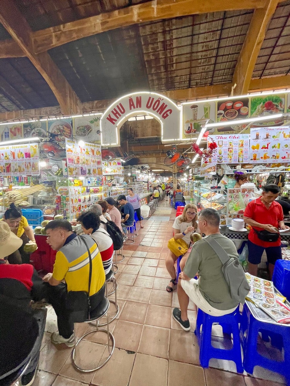 Vietnam - Ho-Chi-Minh-Stadt - Im Markt ischs erstuunlich suber