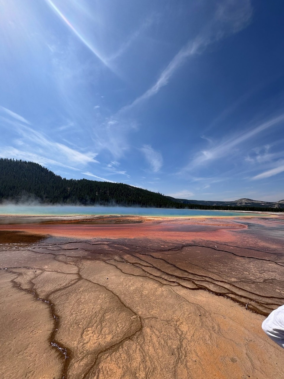 Vereinigte Staaten - Yellowstone National Park - Grand Prismatic Geyser:
Das esch deh grösst Geyser gsi, hed aber kei Wasserfontäne gha.😅 Sie esch au mega schön, aber will mer grad mitem Auto cha zuefahre zimlich überlaufe.🙈