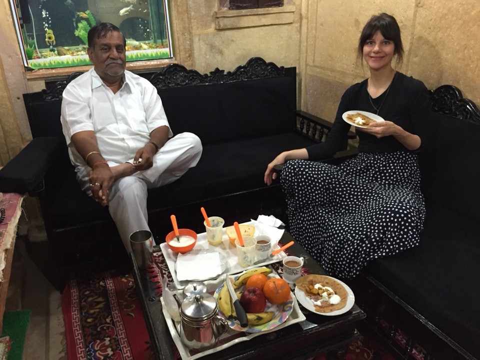 Jaisalmer - Jaisalmer - welcome by our host Omji at shreenath palace