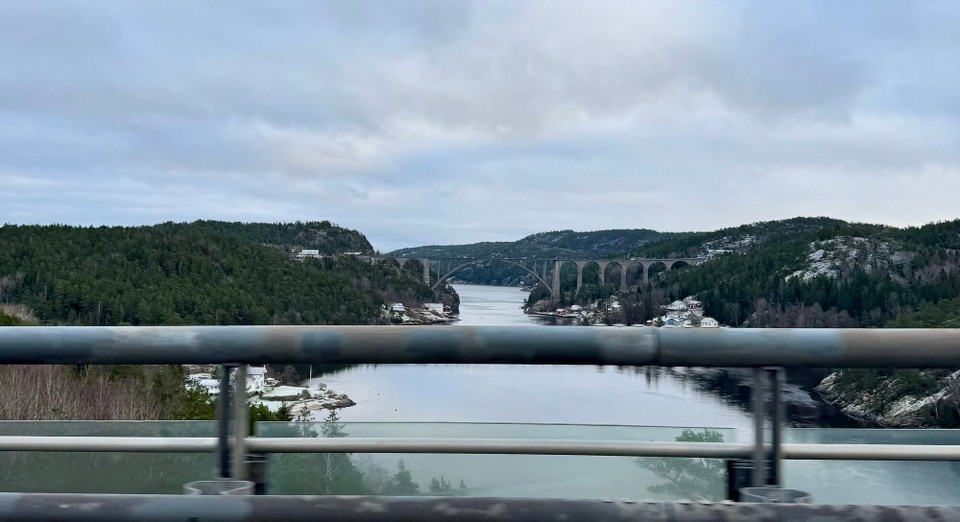 Norwegen - Berg I Østfold - Das ging schneller als gedacht, über die Brücke und schon ist man in Norwegen. 