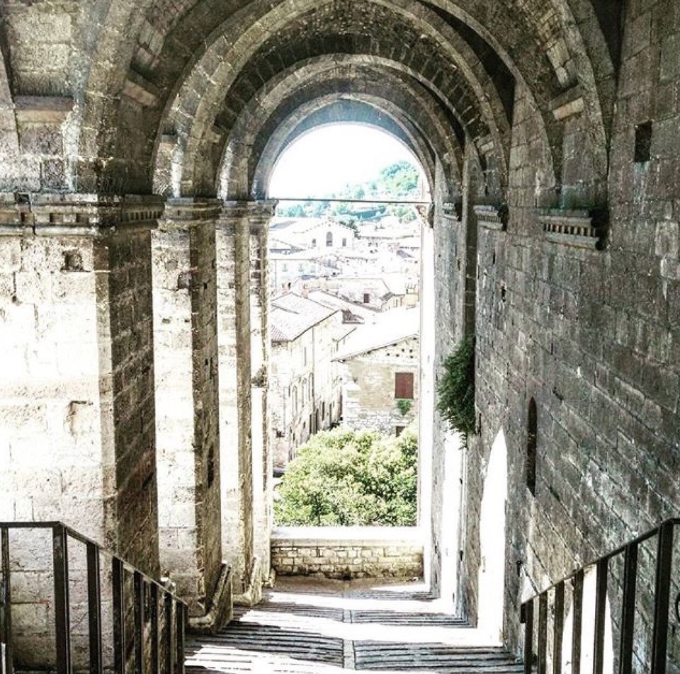 Italia - Rimini - Gubbio, perla medioevale italiana. Famosa anche per la porchetta e il tartufo.