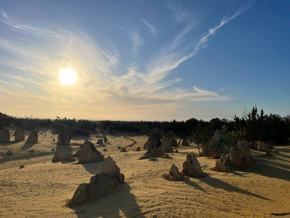 Australien - Nambung - Mit beginnendem Sonnenuntergang ergaben sich wunderschöne Fotomotive.