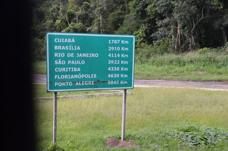 Brasilien - Alter do Chão - Brasilien ass riesig. Leng an d'Amazonasgebitt ging ganz Europa