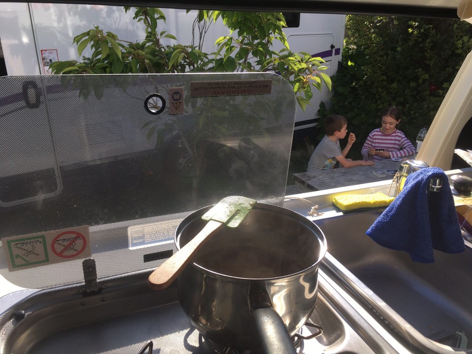 Neuseeland - Te Anau - Aussicht aus der Küche im Camper.