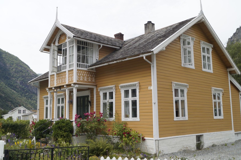 Norwegen - Gudvangen - zur Abwechslung mal in gelb 