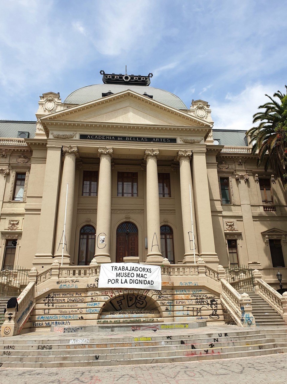 Chile - Santiago - Museum of Fine Arts (closed)