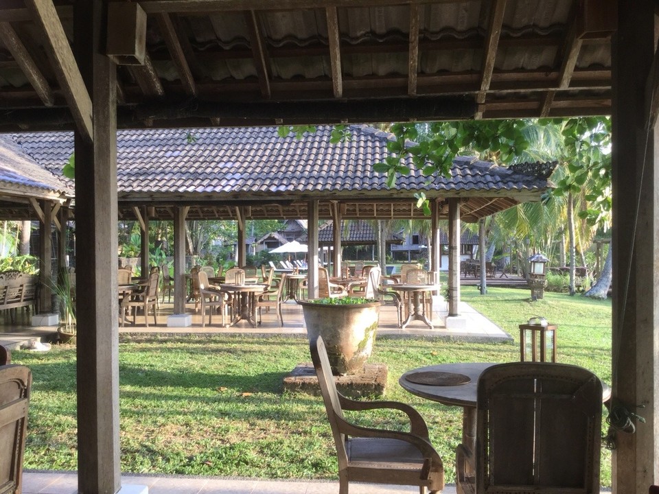 Malaysia - Kedawang - Grounds at Bon Ton