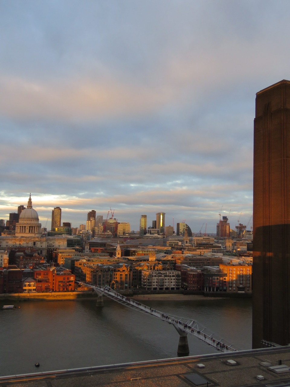 Vereinigtes Königreich - London - Beautiful sunset 