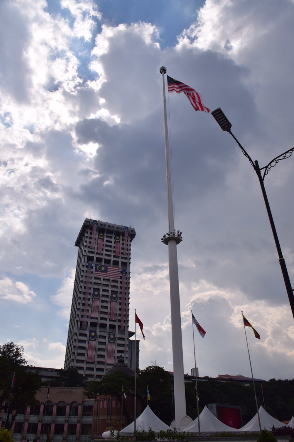 Malaysia - Kuala Lumpur - Der höchste Fahnenmast der Welt
