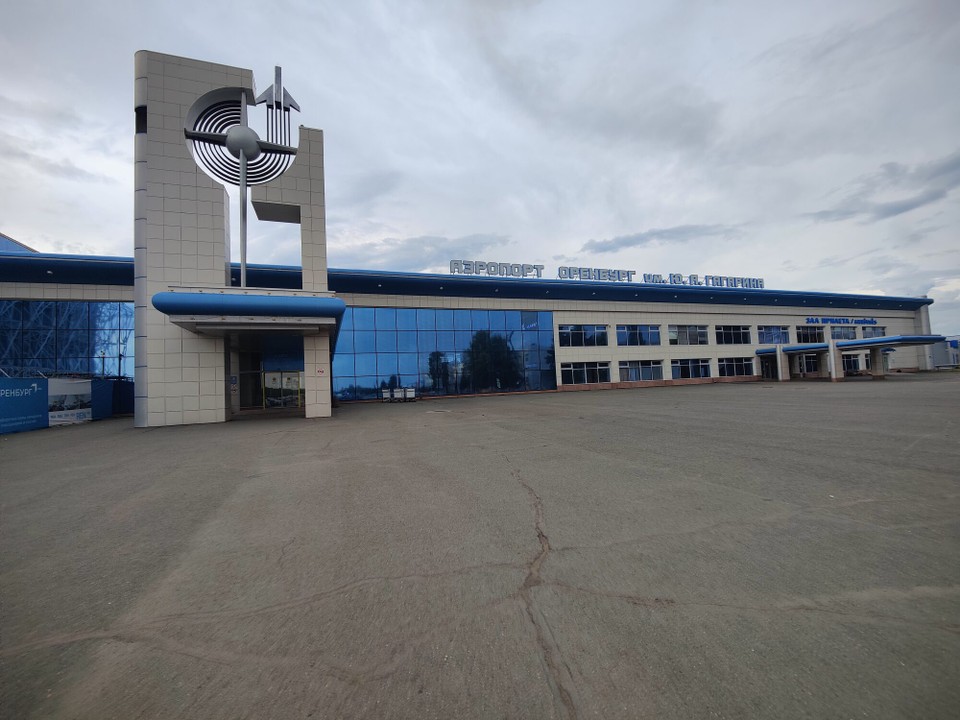 Russland - Orenburg - Ankunft am Flughafen in Orenburg 