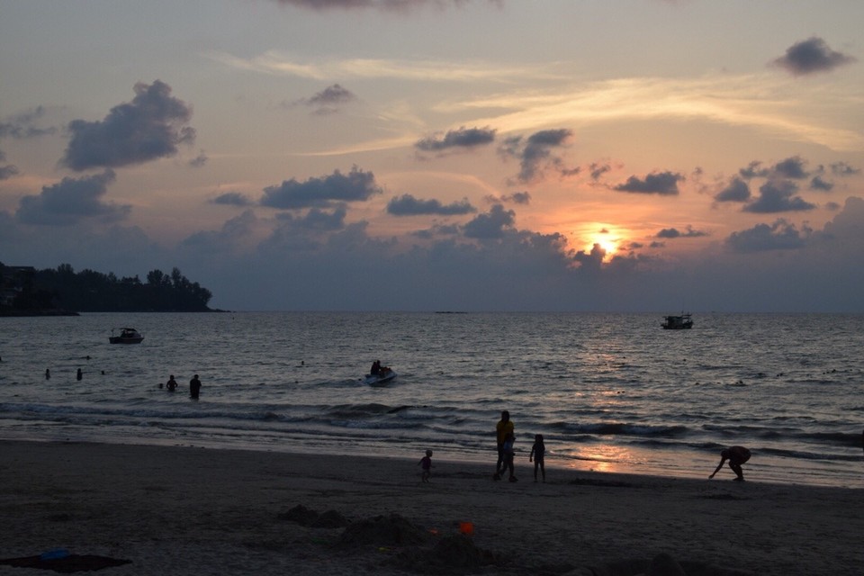 Thailand - Amphoe Kathu - So heute etwas kürzer, morgen werden wir etwas faulenzen.
Gute Nacht 💤 