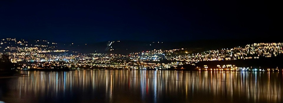 Norwegen - Eidsvoll - Perspektivenwechsel… Lillehammer von der anderen Uferseite 