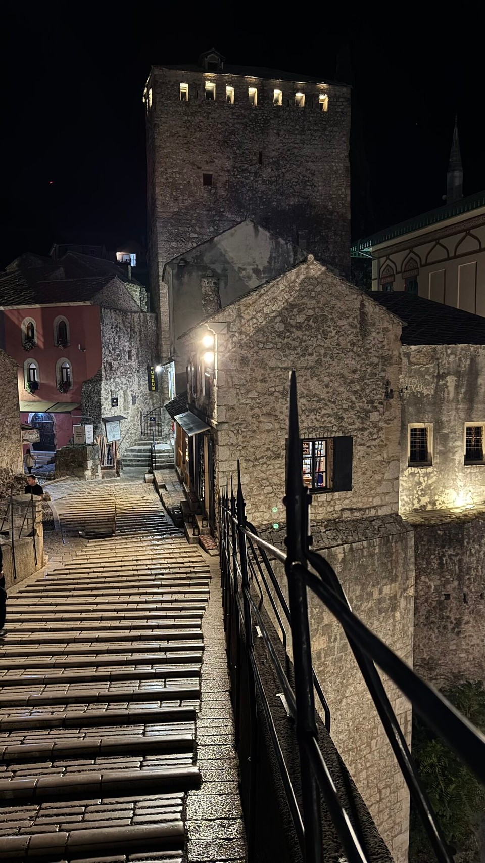 Bosnien und Herzegowina - Mostar - Wir machen noch einen kleinen Spaziergang durch die Altstadt dieses bezaubernden Städchens. 