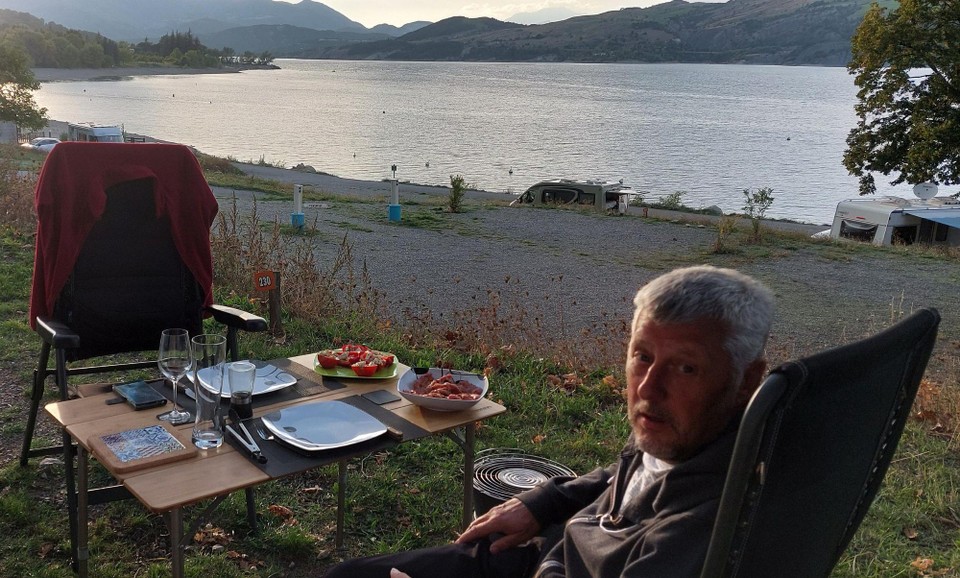 Frankreich - Savines-le-Lac - Der Grill ist gleich heiß!