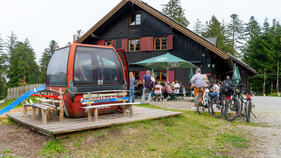 Deutschland - Bad Wildbad - Zum Schluss noch eine deftige Brotzeit.