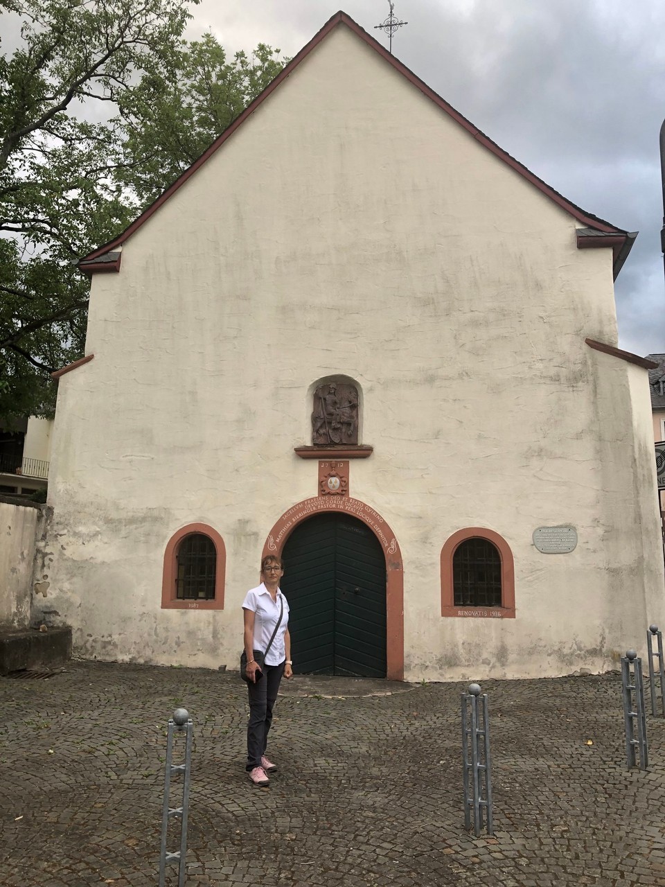 Deutschland - Perl - Quirinius Kapelle, der Schutzpatron des Viehs und Helfer bei Hautkrankheiten. Daher auch der Pilgerweg.