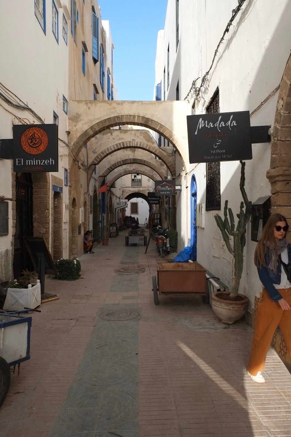 Marokko - Essaouira - Im Vergleich zu Marrakesch geht es hier in der Medina sehr geordnet und geradezu beschaulich zu. 