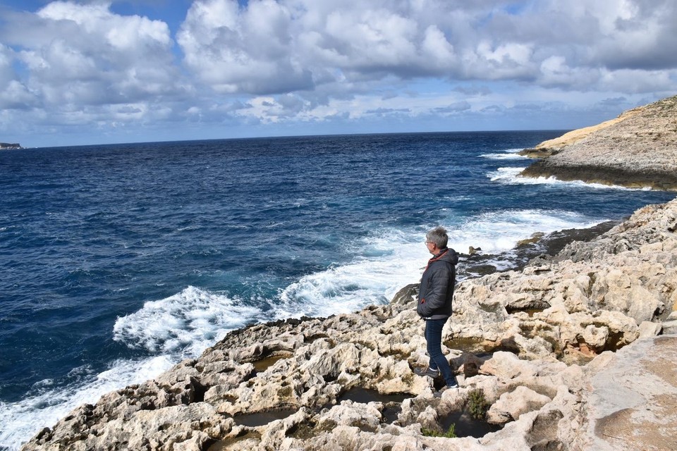 Malta - Zurrieq - An der Küste kann man sich ewig aufhalten um die Kraft des Meeres zu beobachten.