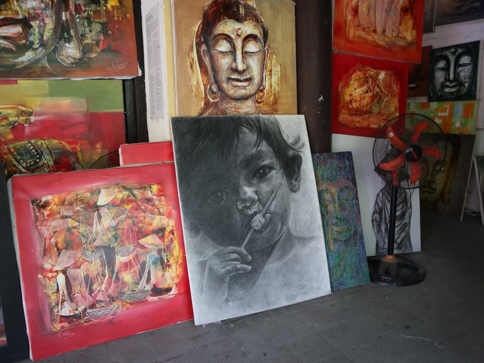 Vietnam - Huế - Nette Kunstgallerie