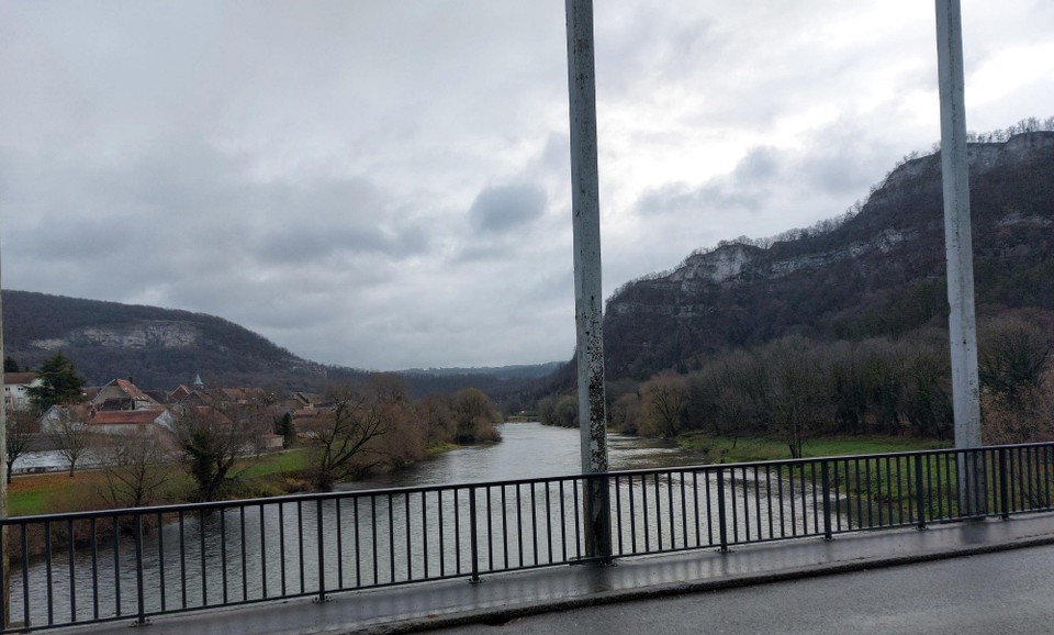 Frankreich - Baume-les-Dames - Im Sommer hier lang zu schippern ist bestimmt auch ganz schön