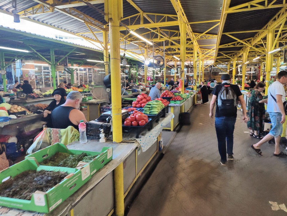 Georgien - Ananuri - Der Bazar in Kutaisi 