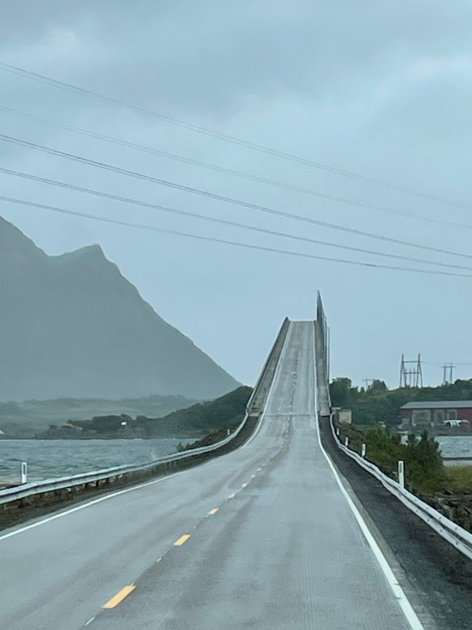 Norwegen - Andenes - Über die Andoya-Brücke erreichen wir die gleichnamige Insel 