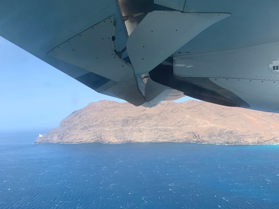 Cap-Vert -  - On s’approche de l’île de São Vicente 
