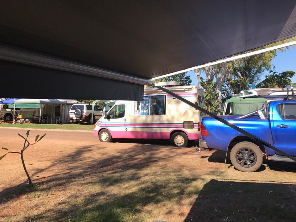  - Australia, Cable Beach, Broome - It's bloody Mr Whippy .. heard his tune and pulled him up !!🍦🍦🍦