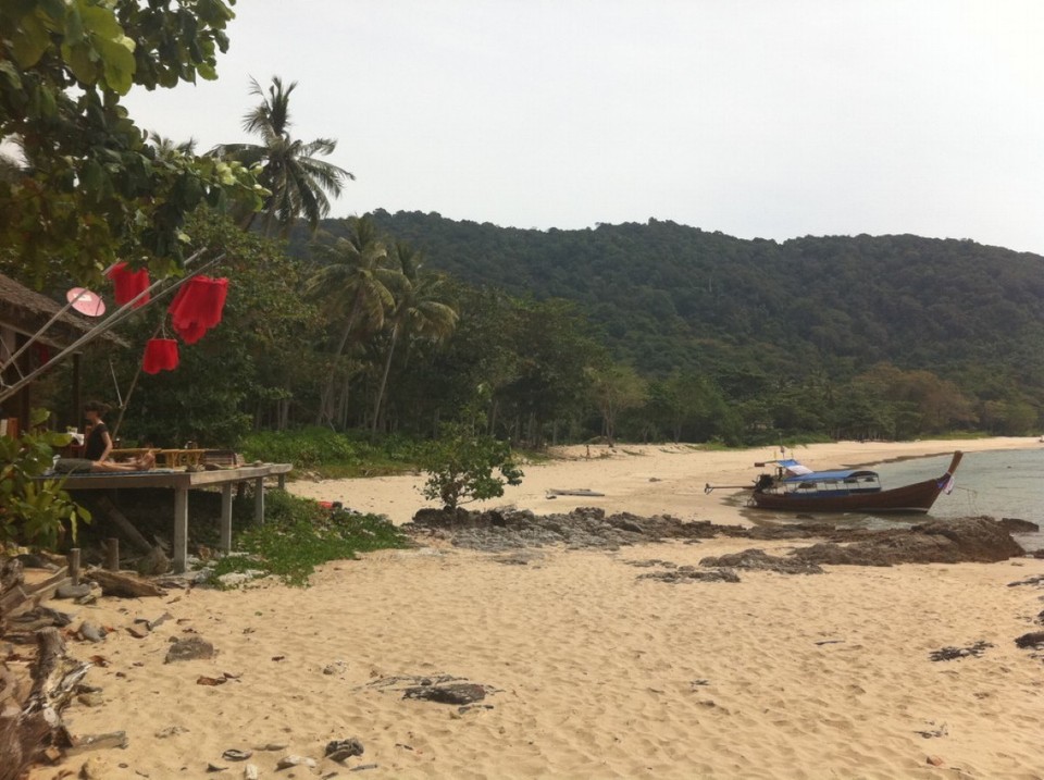 Thailand - Ko Lanta - nicht so weiss wie in Koh Phi Phi - aber leer