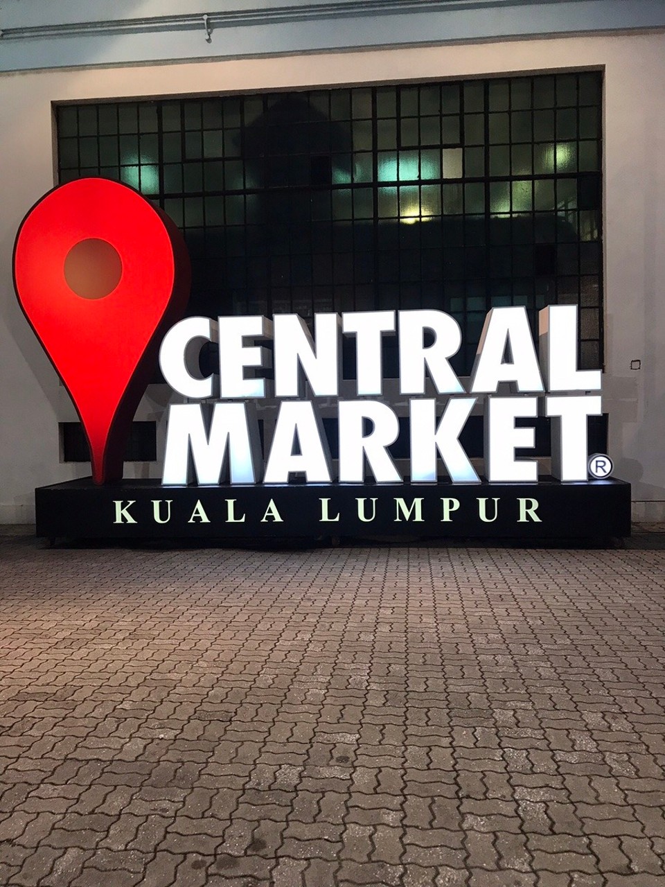 Malaysia - Kuala Lumpur - Dark when we came out....