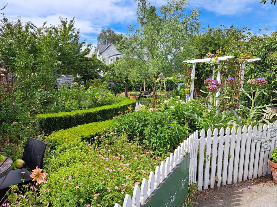Neuseeland - Geraldine - Schönes Gartencafe