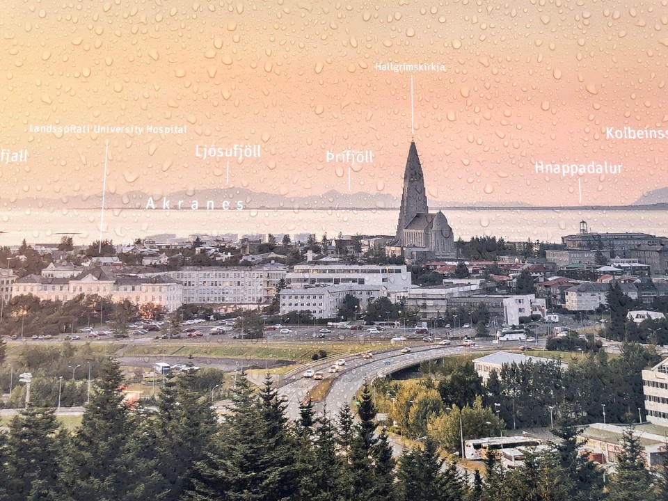 Island - Reykjavík - So könnte hier die Aussicht sein... Bei schönem Wetter... 😂 In Richtung Hallgrimskirkja...