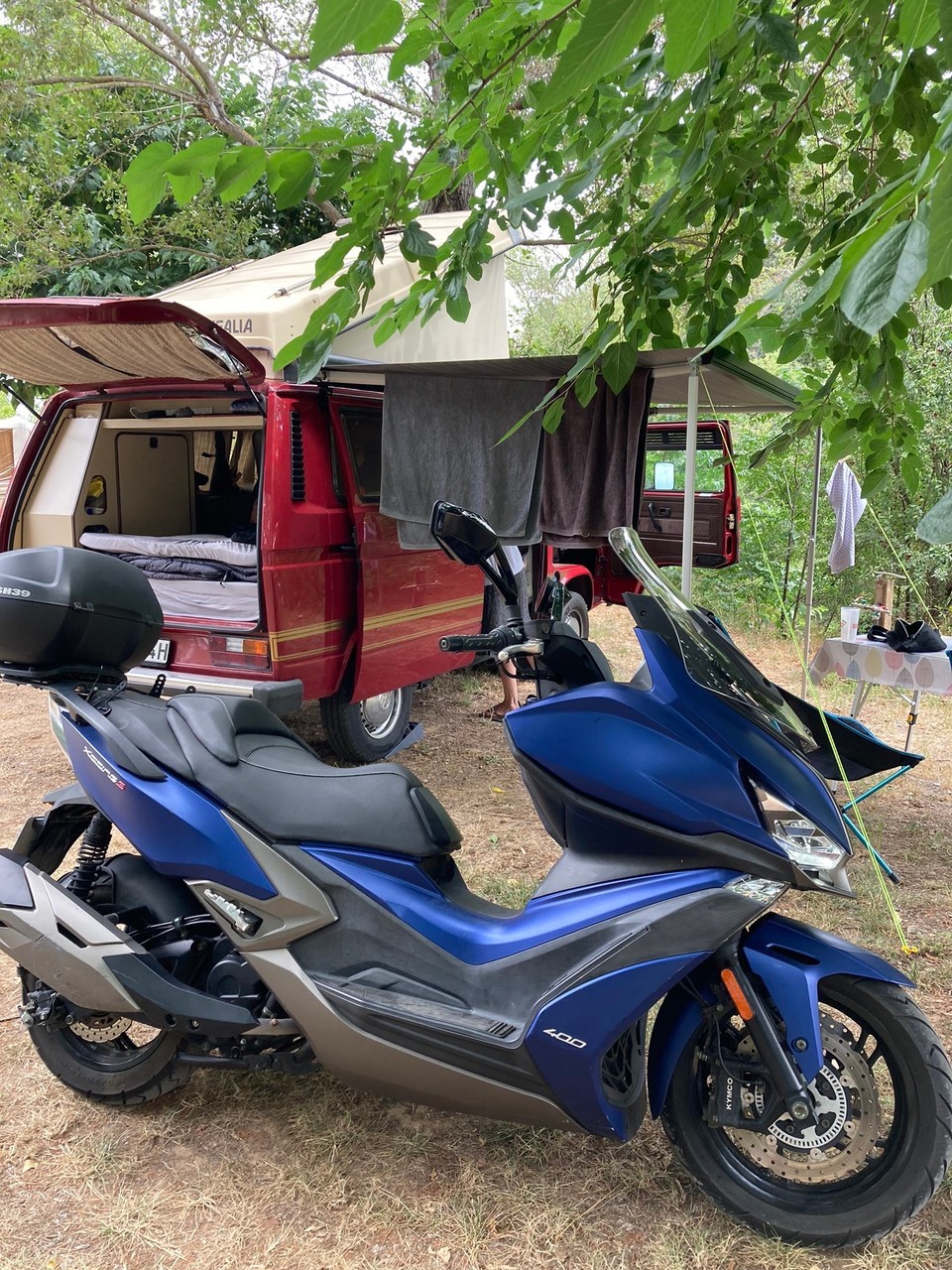 Frankreich - Roquebrune-sur-Argens - Roller besorgt