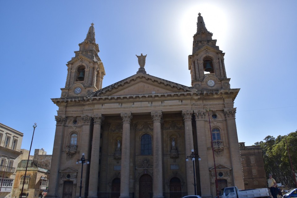 Malta - Valletta - Valletta ist die Hauptstadt der Republik Malta. Sie ist sowohl nach Fläche als auch nach Einwohnerzahl die kleinste Hauptstadt eines EU-Staates.