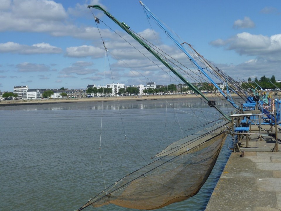 Frankreich - Nantes, St. Nazaire, Cote d´Amour - Sardellenfang