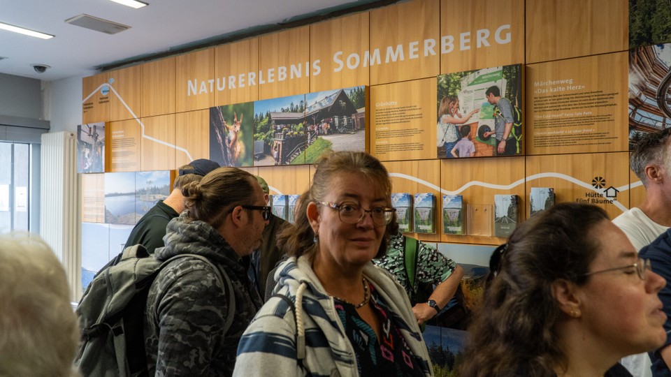 Deutschland - Bad Wildbad - Mit der Wildbahn nach oben.