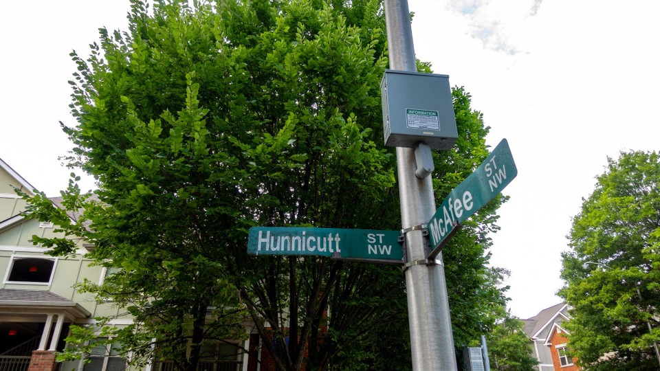 USA - Atlanta - In unserem Alter dokumentiert man den Parkplatz Standort besser, merken könnte lückenhaft sein.