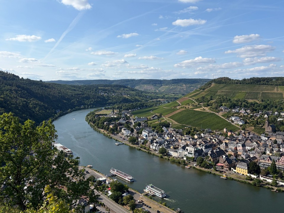 Deutschland - Traben-Trarbach - Von wo aus man einen wunderschönen Ausblick auf die Mosel hat.