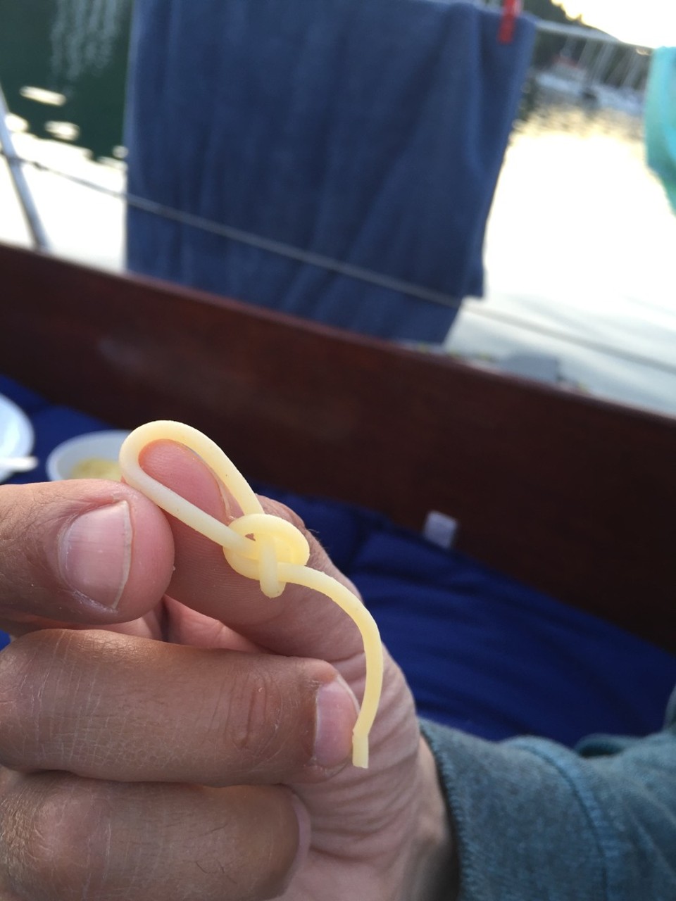 Kroatien - Skradin - Knotenkunde mit Spaghetti. Hier der Palsteg