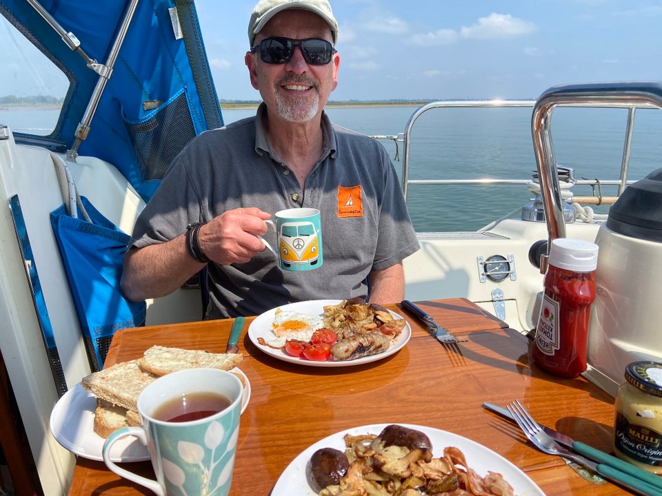 United Kingdom - Walton On The Naze - Breakfast time!