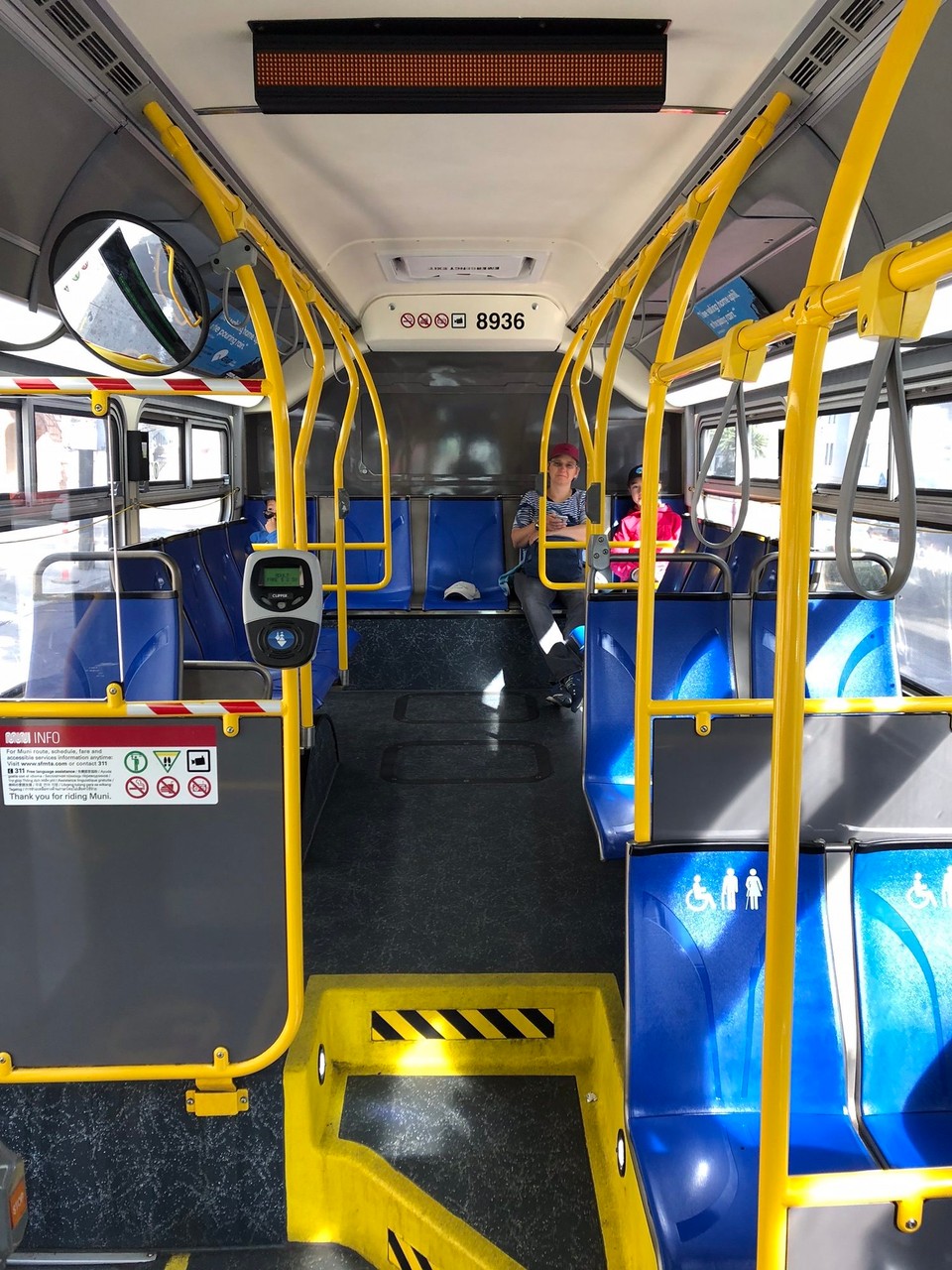Vereinigte Staaten - San Francisco - Unterwegs im Bus, teilweise ganz allein.