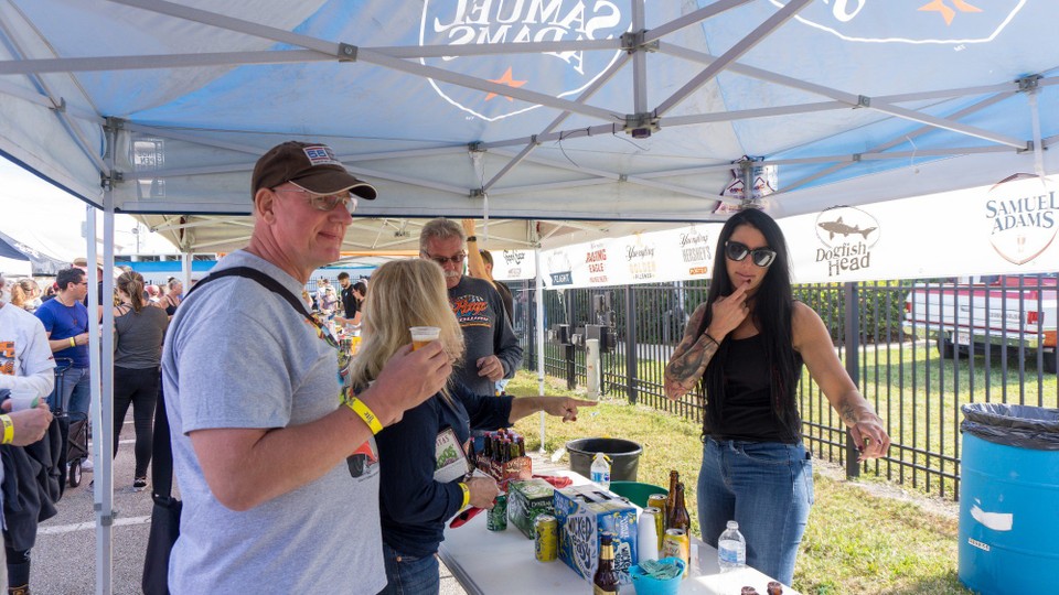 USA - Daytona Beach - Und wieder Mädels