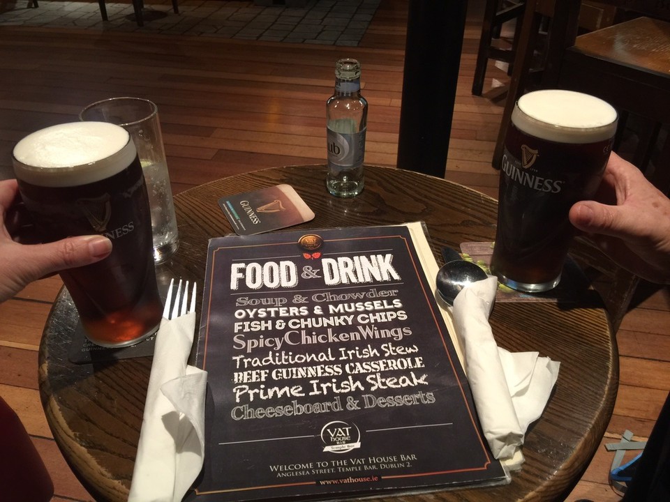  - Ireland, Dublin - Vat House Temple Bar menu and Guinness Beer