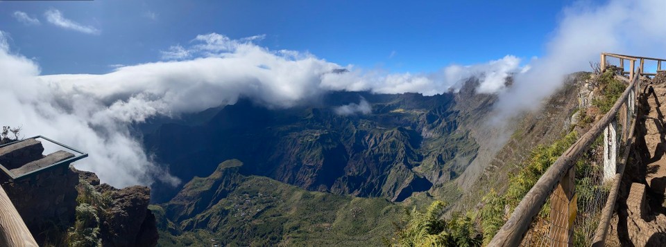 Réunion - Saint-Gilles les Bains - Tal von Mafate