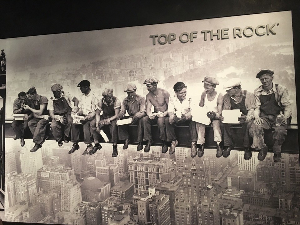 United States - New York - Jeder kennt dieses Bild - Rockefeller gibt einem einen super Ausblick, nicht nur fürs Mittagessen