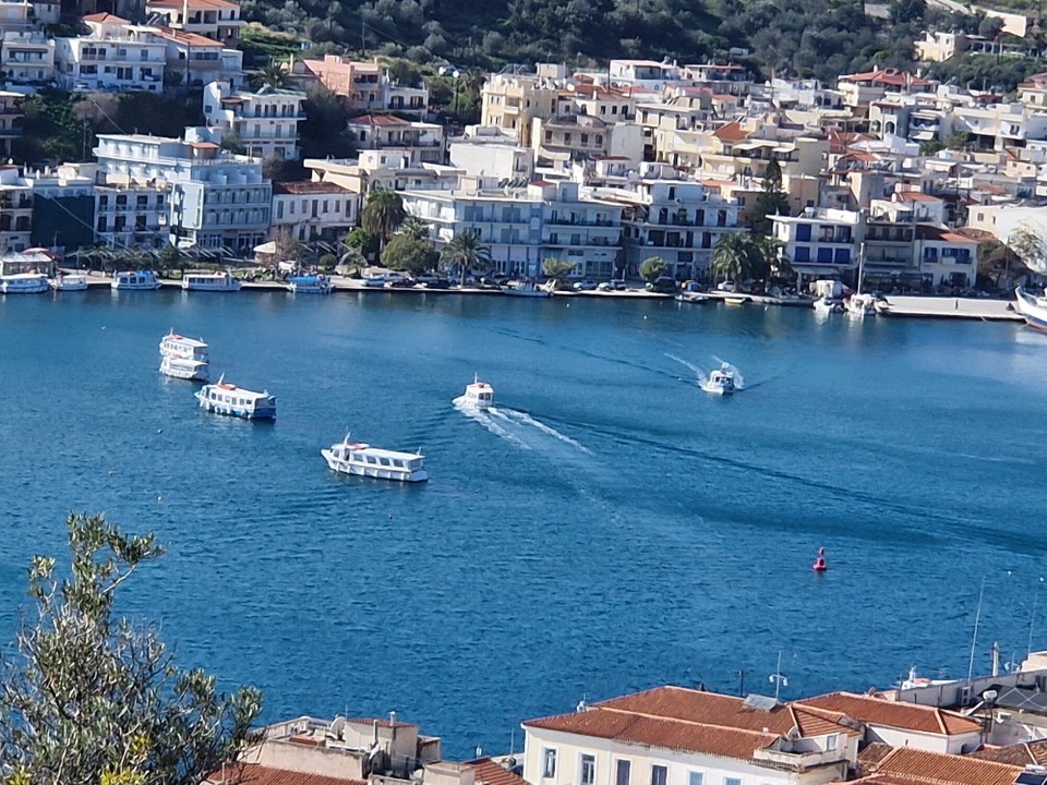 Griechenland - Poros - geschäftiges Treiben