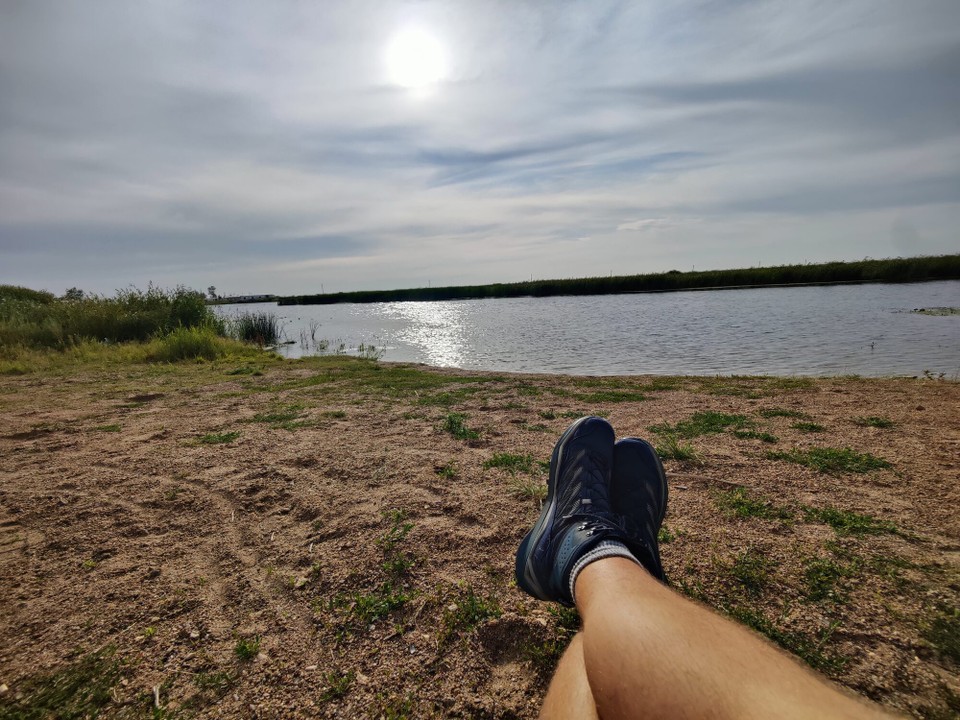 Kasachstan - Internatsional - Ein wenig am Fluss Ischim gechillt