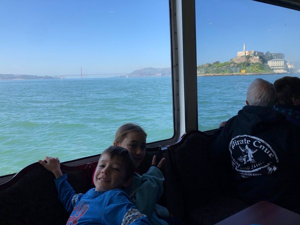 Vereinigte Staaten - San Francisco - .. und auf die Golden Gate Bridge.