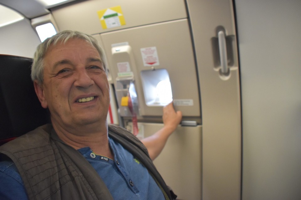 Deutschland - Hamburg - Hatte beim 2. Flug wieder einen Fensterplatz, toll.